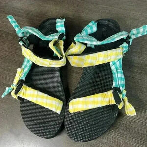 Arizona Love Trekky Sandal Yellow Mint Womens Size 11/41